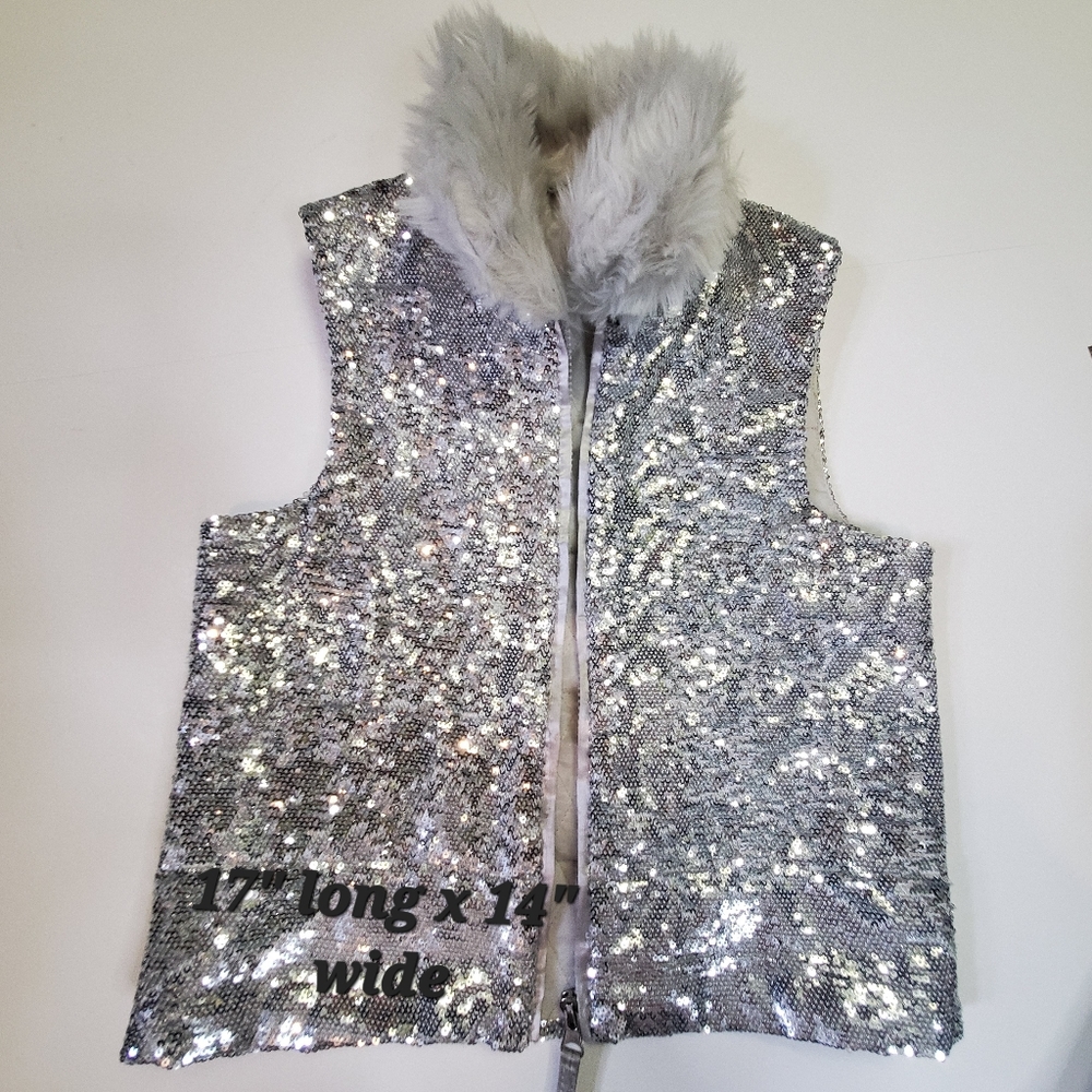 Girls sequenced vest with faux fur collar.